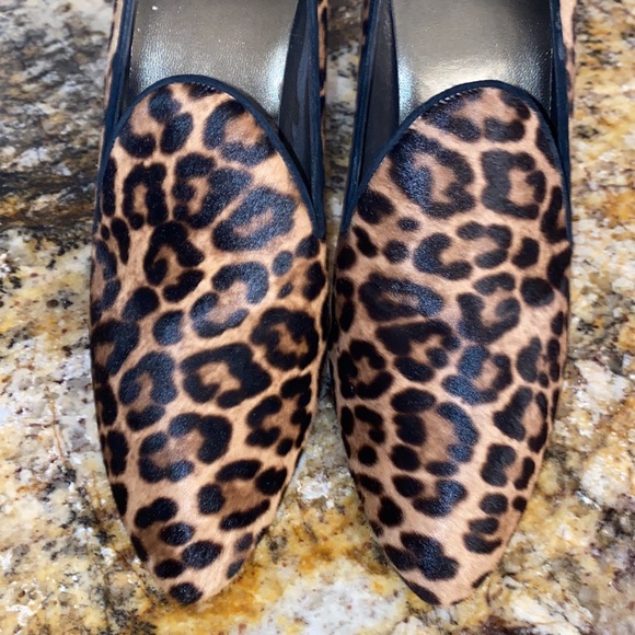 NWOT Stuart Weitzman Pump - Picture 2 of 8